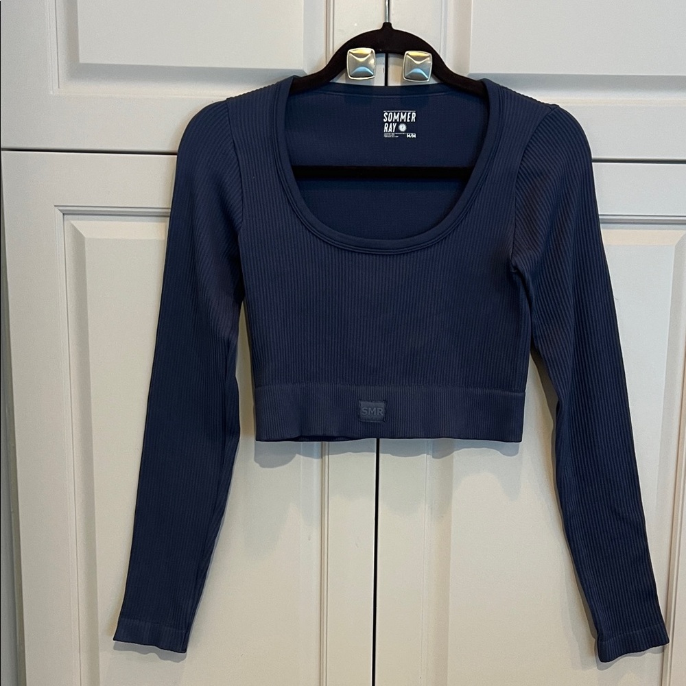 Sommer Ray navy blueLong Sleeve Crop Top 🆕